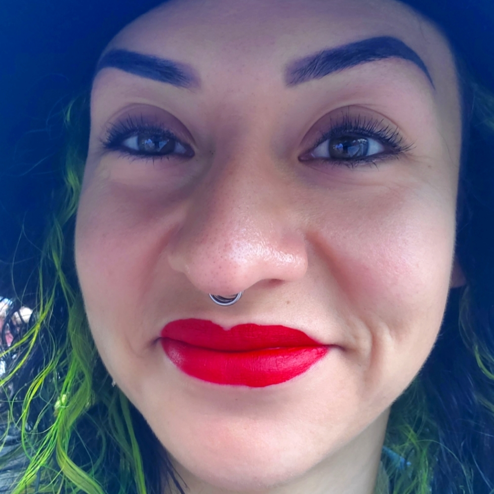 Meet your Posher, Ariana